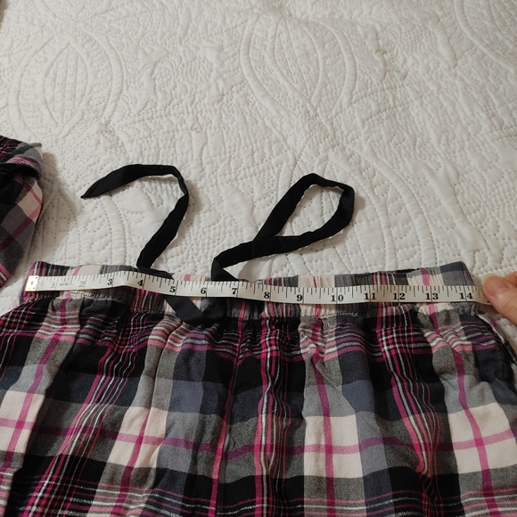 Victoria's Secret PJ set - Picture 3 of 11